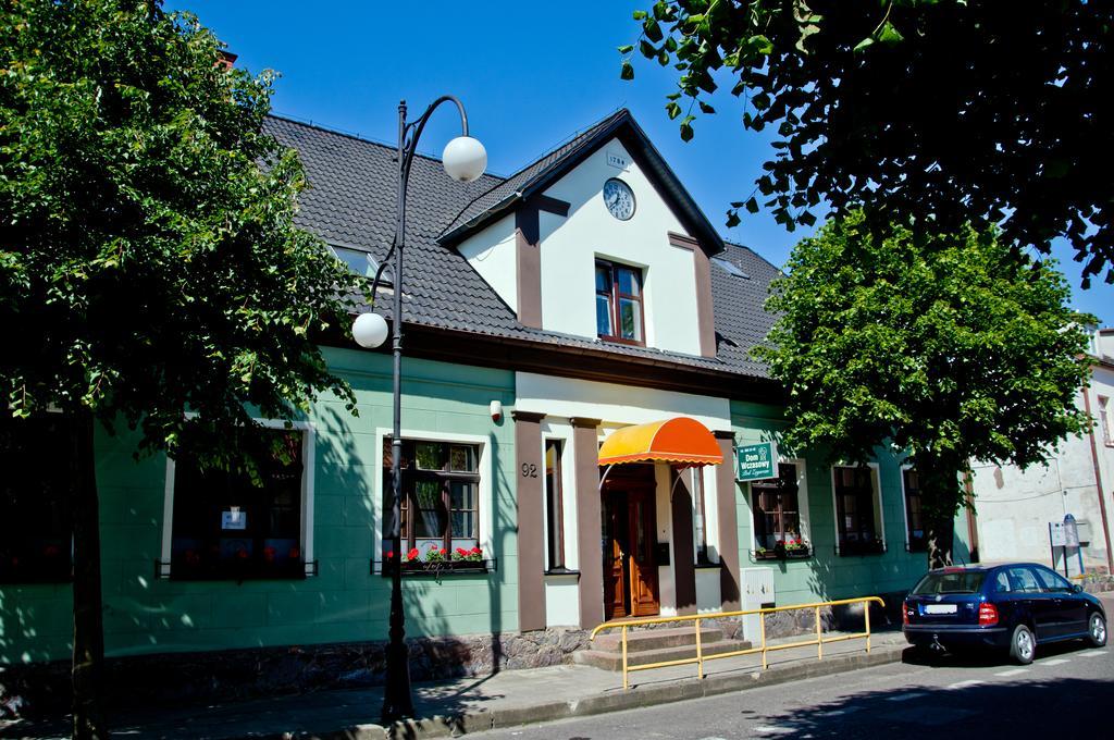 Dom Wczasowy Pod Zegarem Łeba Exteriör bild